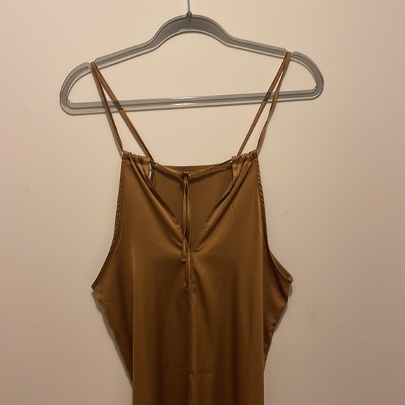 Forever 21 gold dress size M - Picture 4 of 10